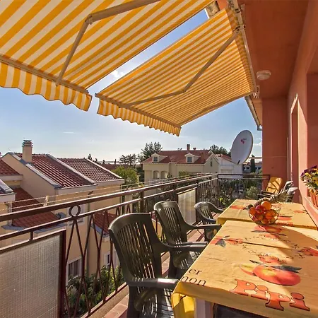 Nella Apartment Zadar Exterior photo