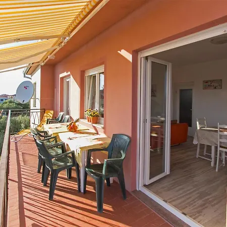 Nella Apartment Zadar Exterior photo
