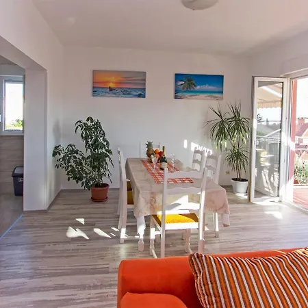 Nella Apartment Zadar Exterior photo